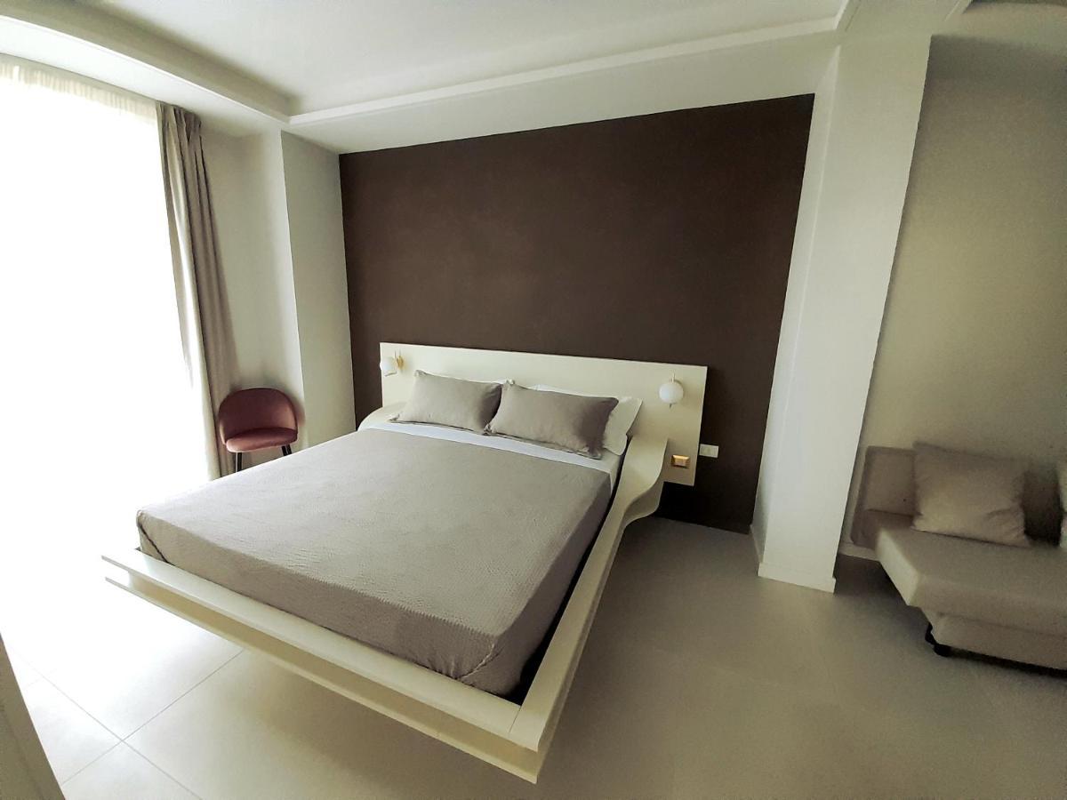 Gt Apartments - New Opening Vibo Marina Exterior foto