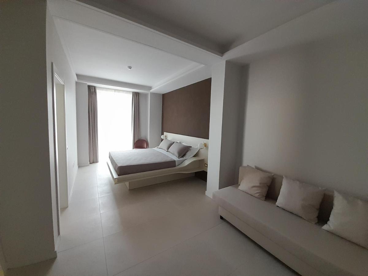 Gt Apartments - New Opening Vibo Marina Exterior foto